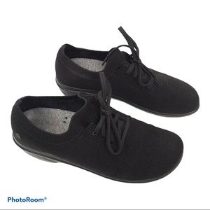 Klogs Glide work sneakers SZ 11M